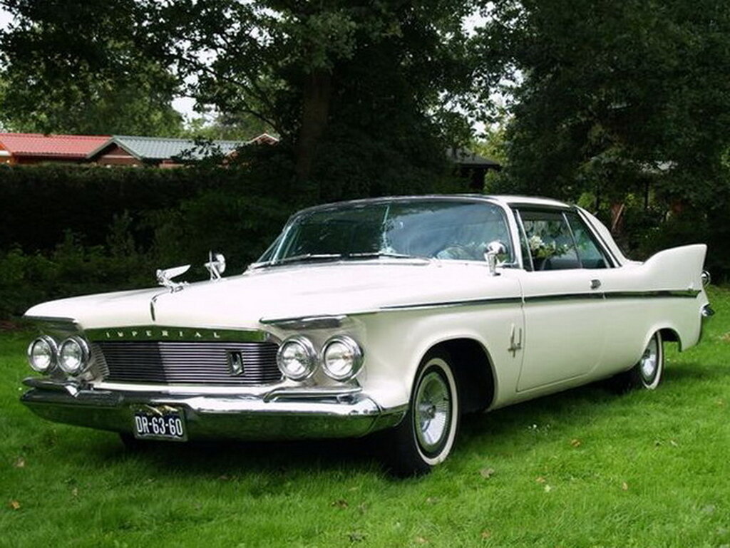 Chrysler Imperial 8 поколение, 4-й рестайлинг, купе (10.1960 - 09.1961)